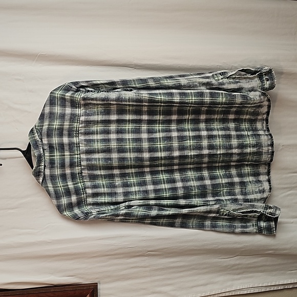 Super comfy, Aeropostale, plaid, button down, shirt - Picture 4 of 4